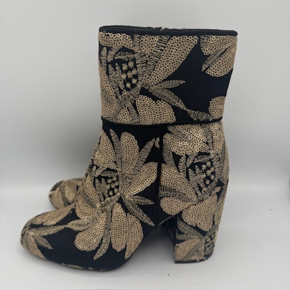 Steve Madden Goldie Black and Gold Metallic Sequin Embellished Booties Size 6.5